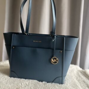 Kožená kabelka Michael Michael Kors HARRISON
