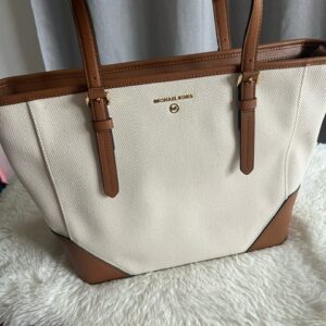 Kabelka Michael Michael Kors ARIA