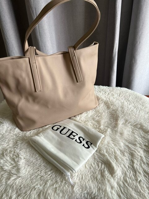 Dámska Kabelka Guess Lorelai Tote bag krémová na rameno – Obrázok 2