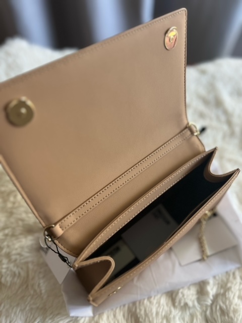 Dámska Kabelka Love Moschino crossbody – Obrázok 3
