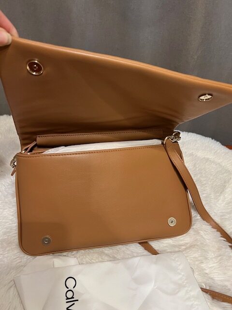 Dámska Kabelka CALVIN KLEIN RE-LOCK QUILT crossbody – Obrázok 7