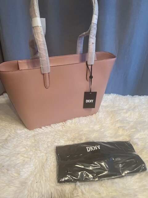 Dámska Kožená kabelka DKNY Bryant pink – Obrázok 3
