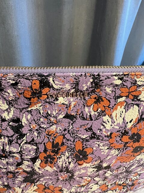Dámska Kabelka kožená Coccinelle crossbody flower – Obrázok 3
