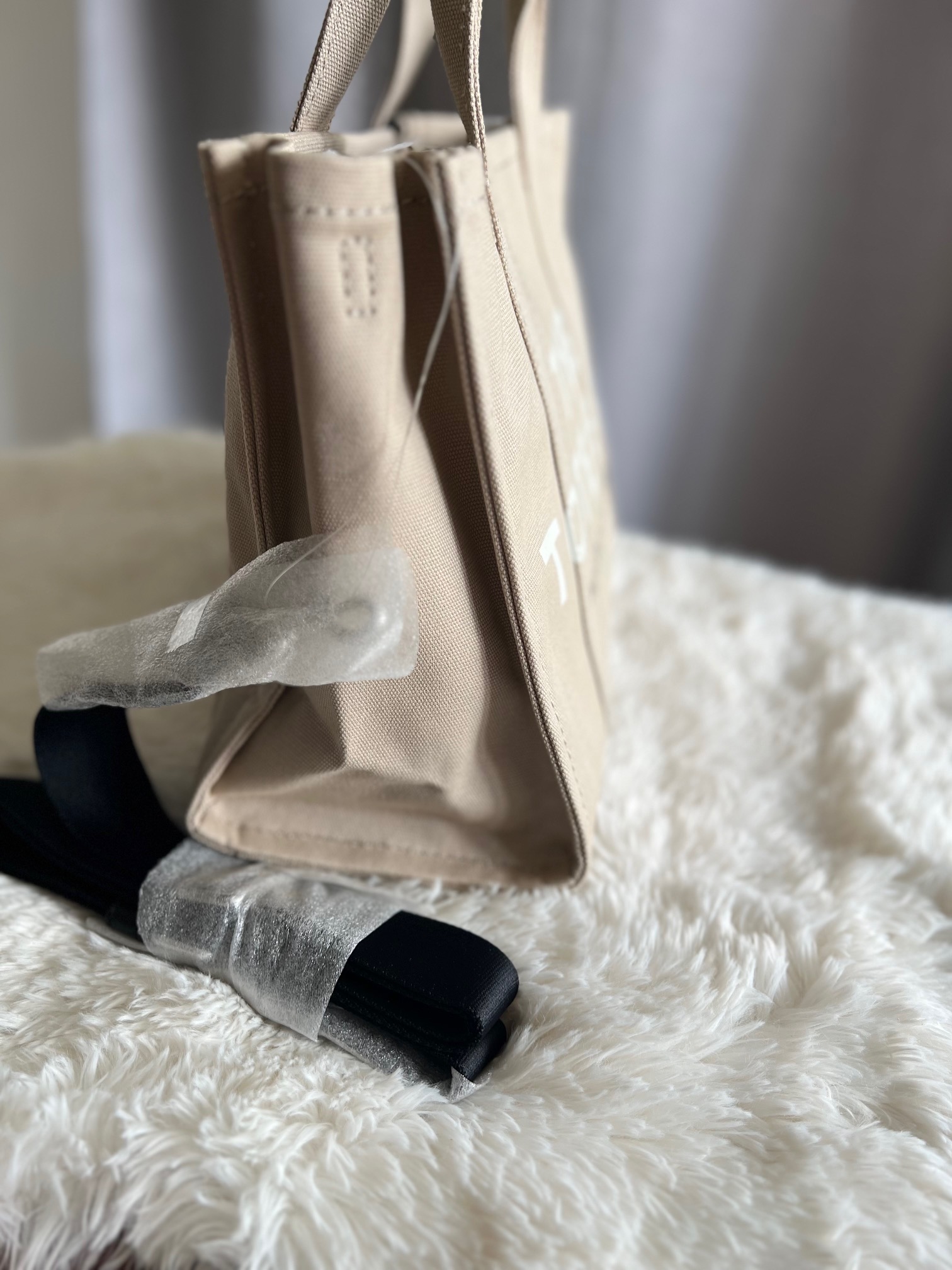 Dámska Kabelka Marc Jacobs Tote bag M Beige – Obrázok 2