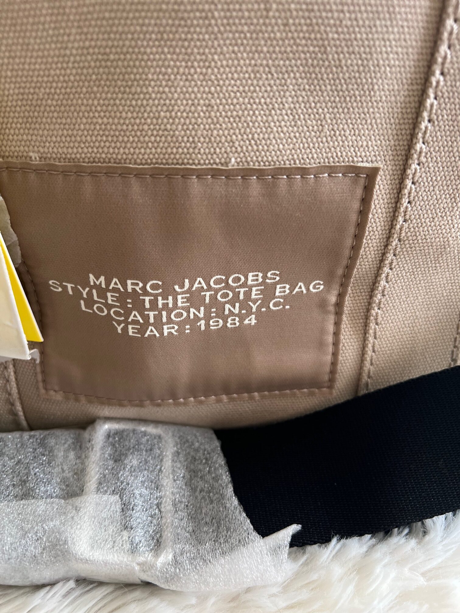 Dámska Kabelka Marc Jacobs Tote bag M Beige – Obrázok 4
