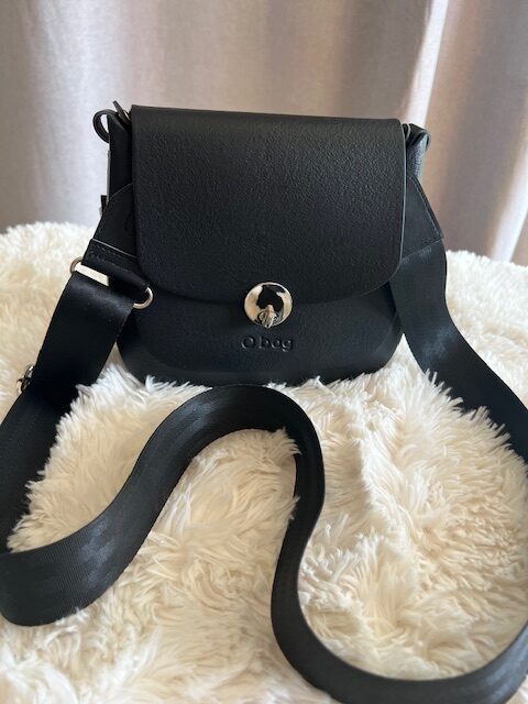 Dámska Kabelka crossbody O BAG BLACK