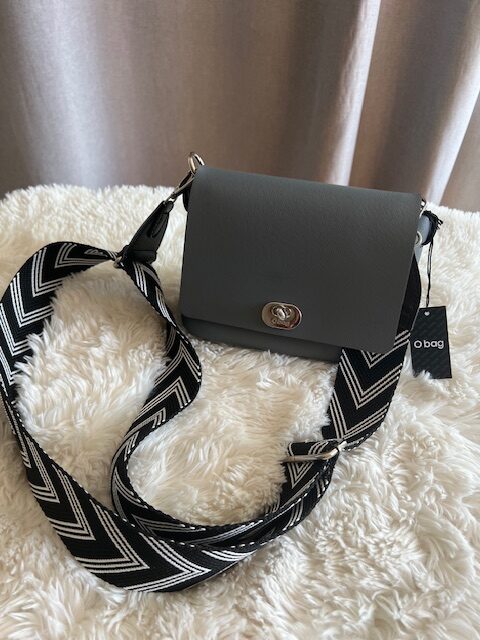 Dámska Kabelka crossbody O Bag dark grey