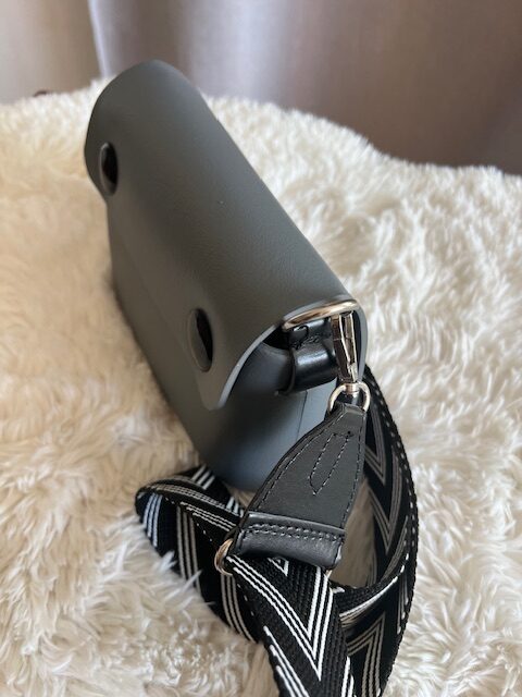 Dámska Kabelka crossbody O Bag dark grey – Obrázok 4