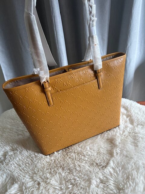 Dámska kabelka Michael Kors Jet Set Carryall – Obrázok 4