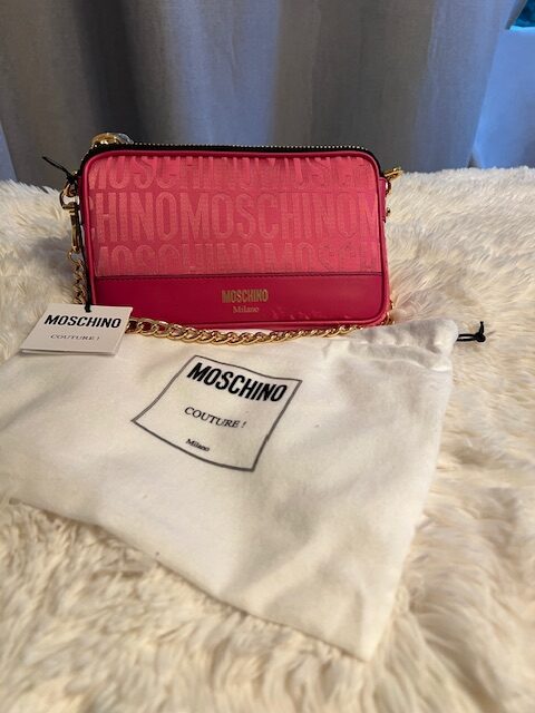 Dámska crossbody kabelka Moschino nyl pink – Obrázok 5