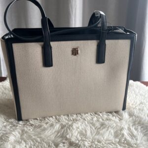 Dámska kabelka Tommy Hilfiger Kinley tote