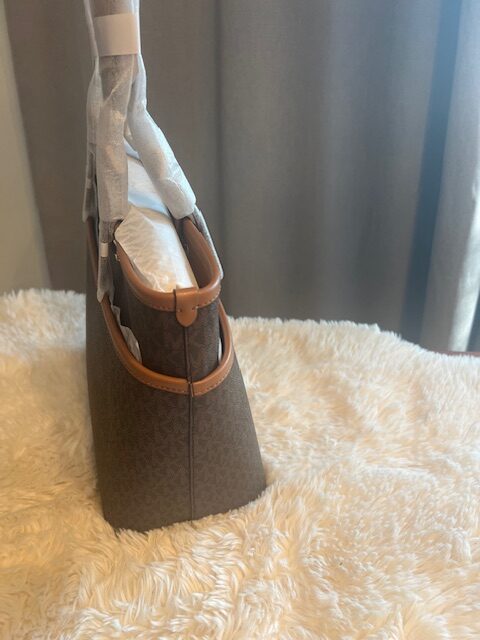 Dámska kabelka Michael Kors Winston brown mono – Obrázok 6