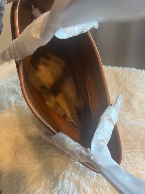 Dámska kabelka Michael Kors Winston brown mono – Obrázok 4
