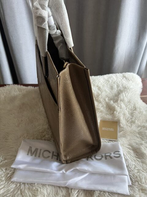 Dámska kabelka Michael Kors Gigi Husk – Obrázok 3