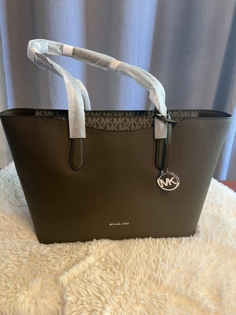 Dámska kabelka Michael Kors Arden Green