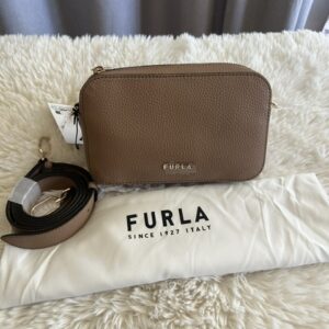 Dámska crossbody kabelka Furla Petunia Brown kožená