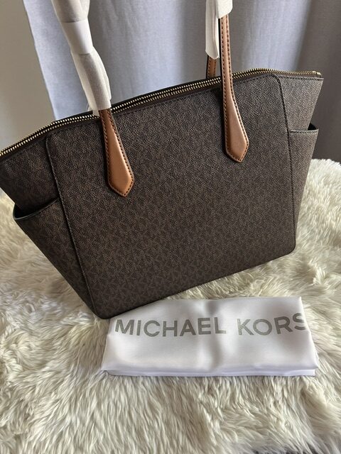 Dámska kabelka Michael Kors Marilyn Brown logo – Obrázok 4