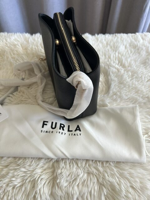 Dámska crossbody kabelka Furla Tessa black kožená – Obrázok 5